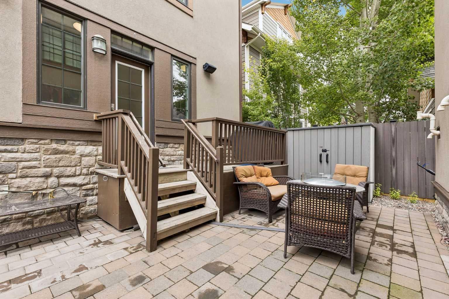 5 Mary Dover Drive SW