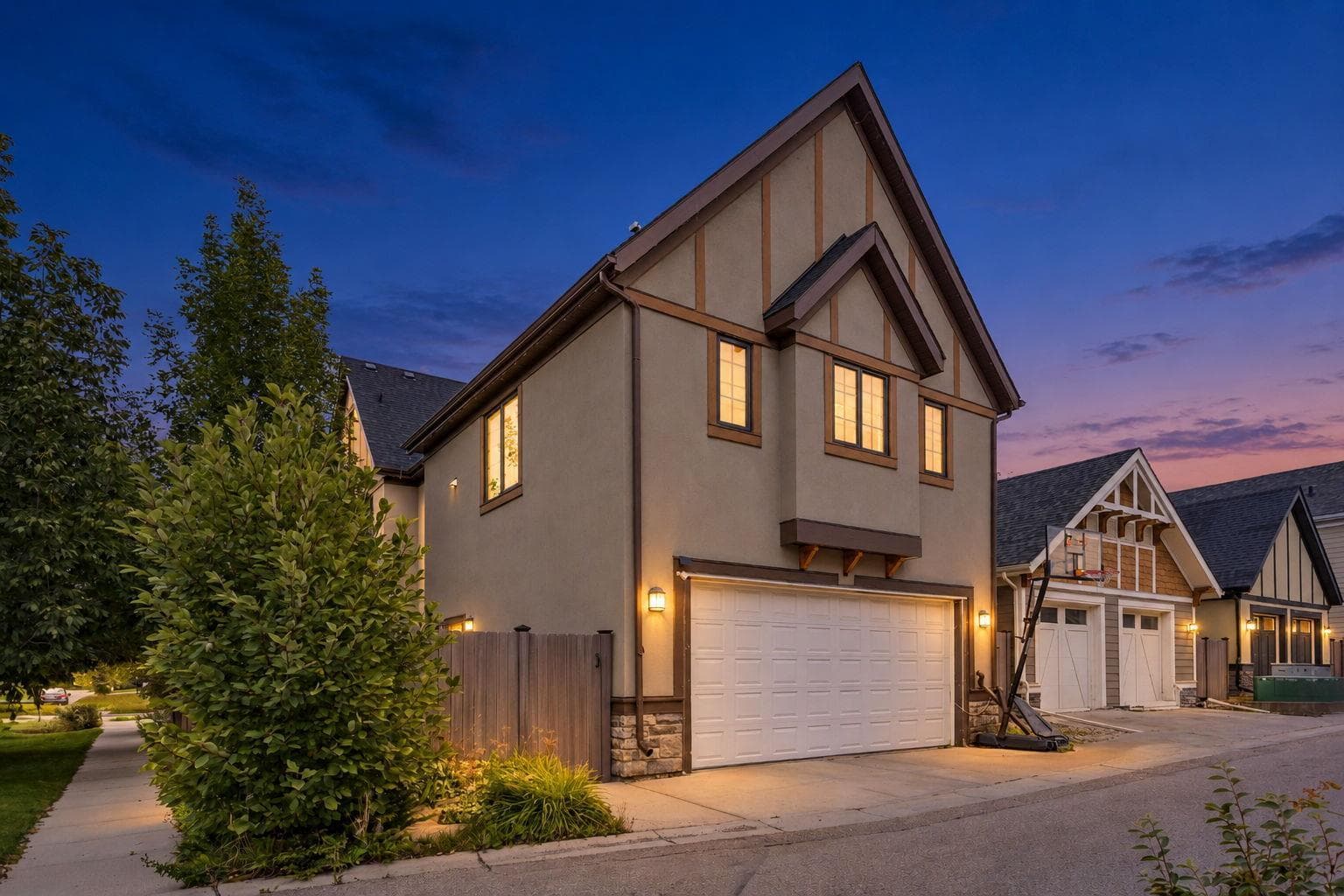 5 Mary Dover Drive SW