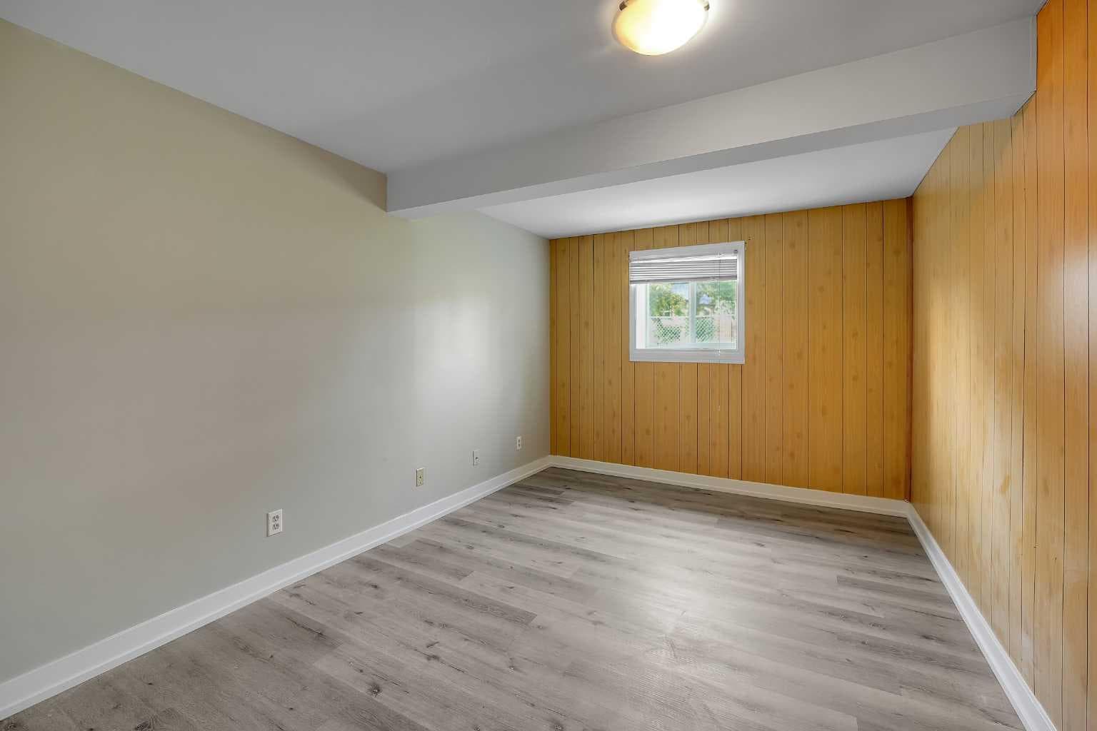 1506 36 Street SE