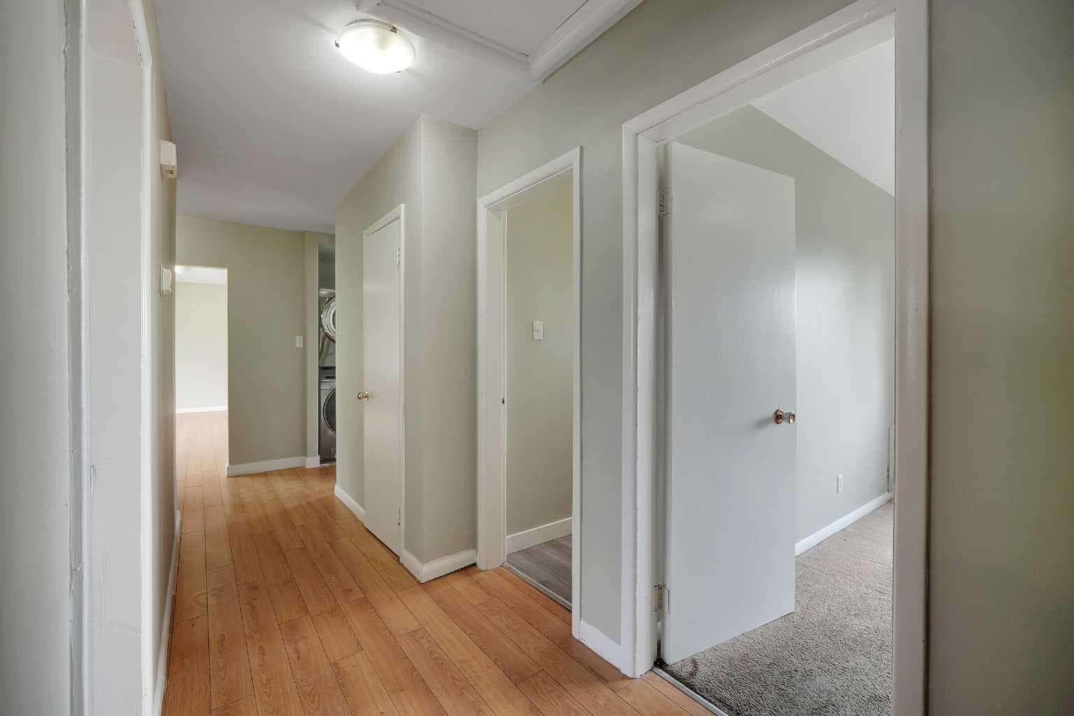 1506 36 Street SE