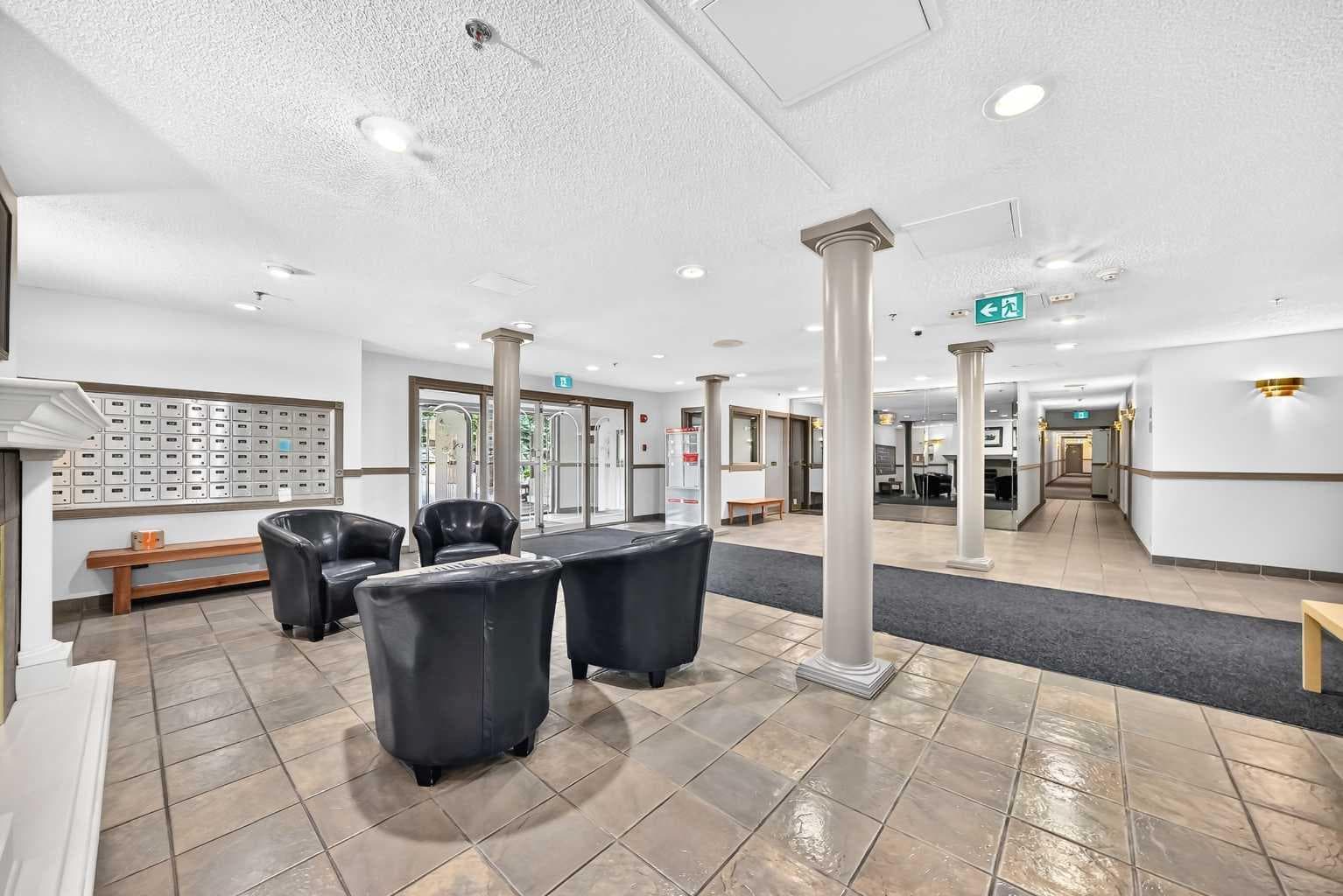 1P, 525 56 Avenue SW