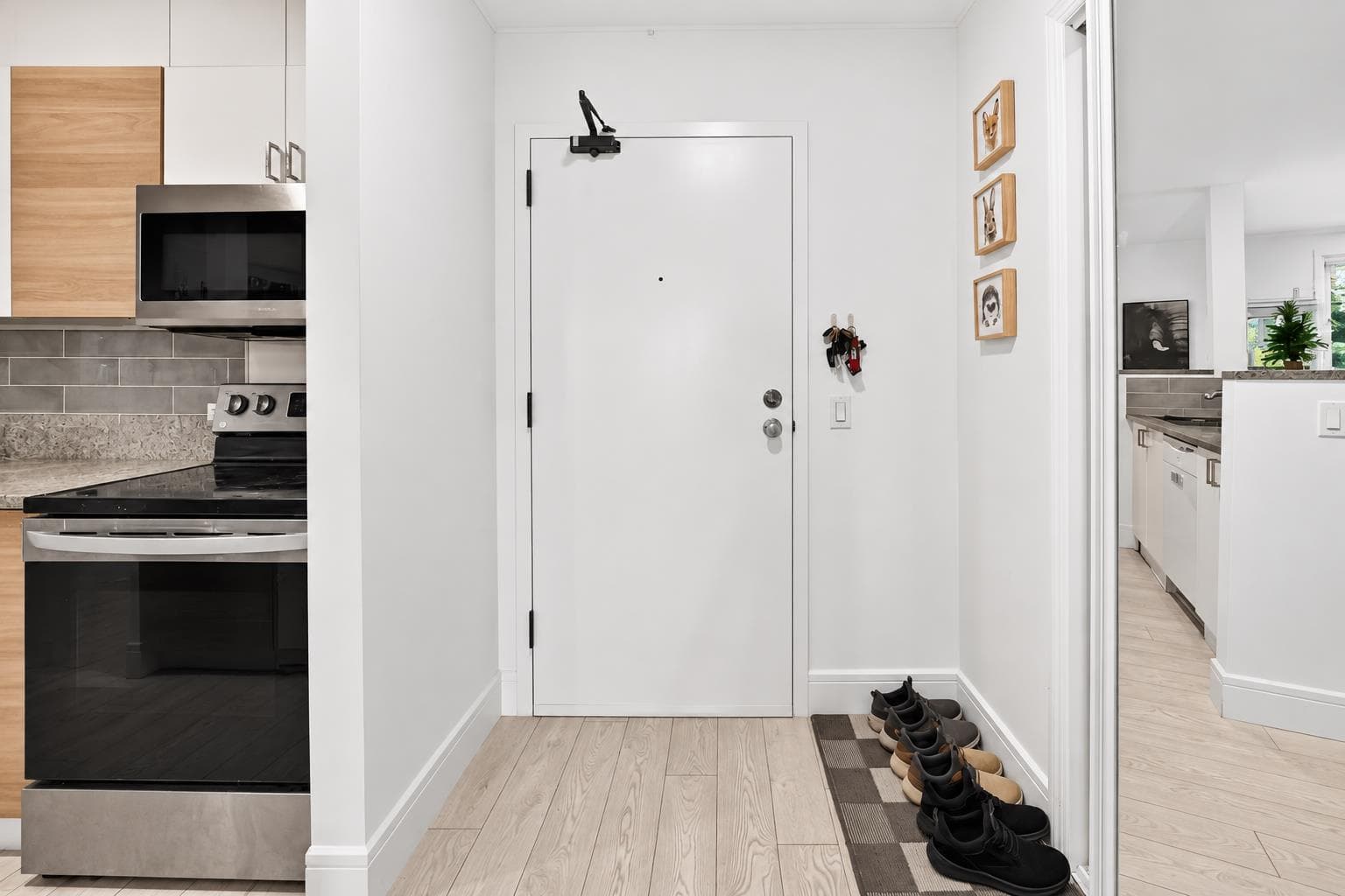 1P, 525 56 Avenue SW