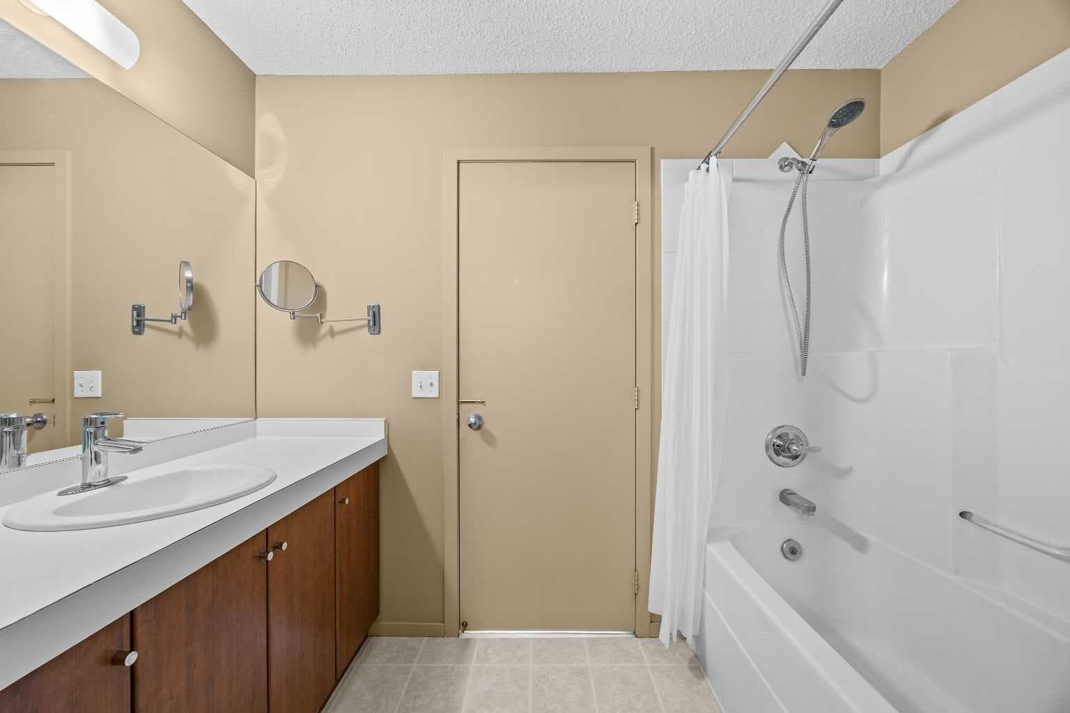 280 Copperstone Cove SE