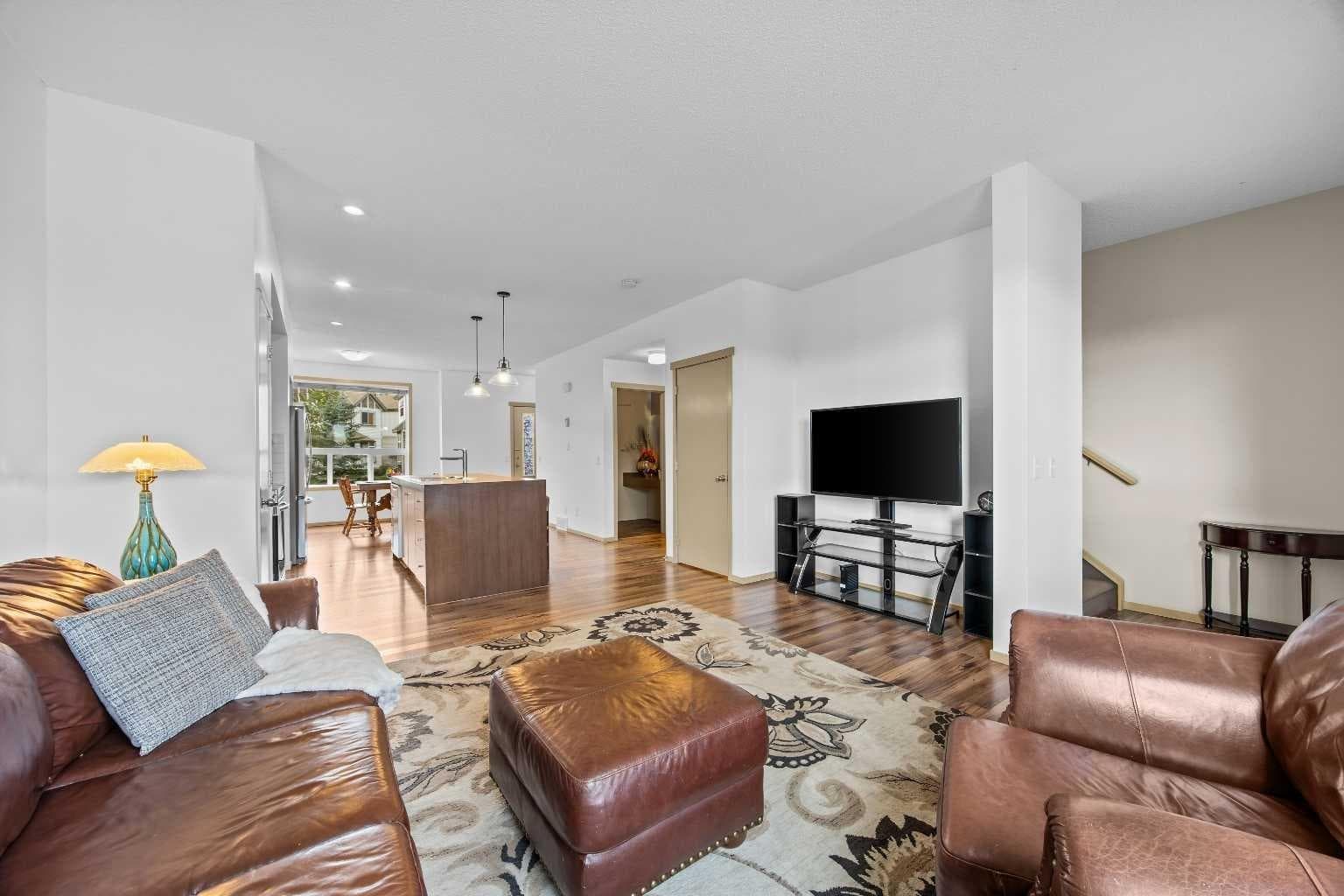 280 Copperstone Cove SE