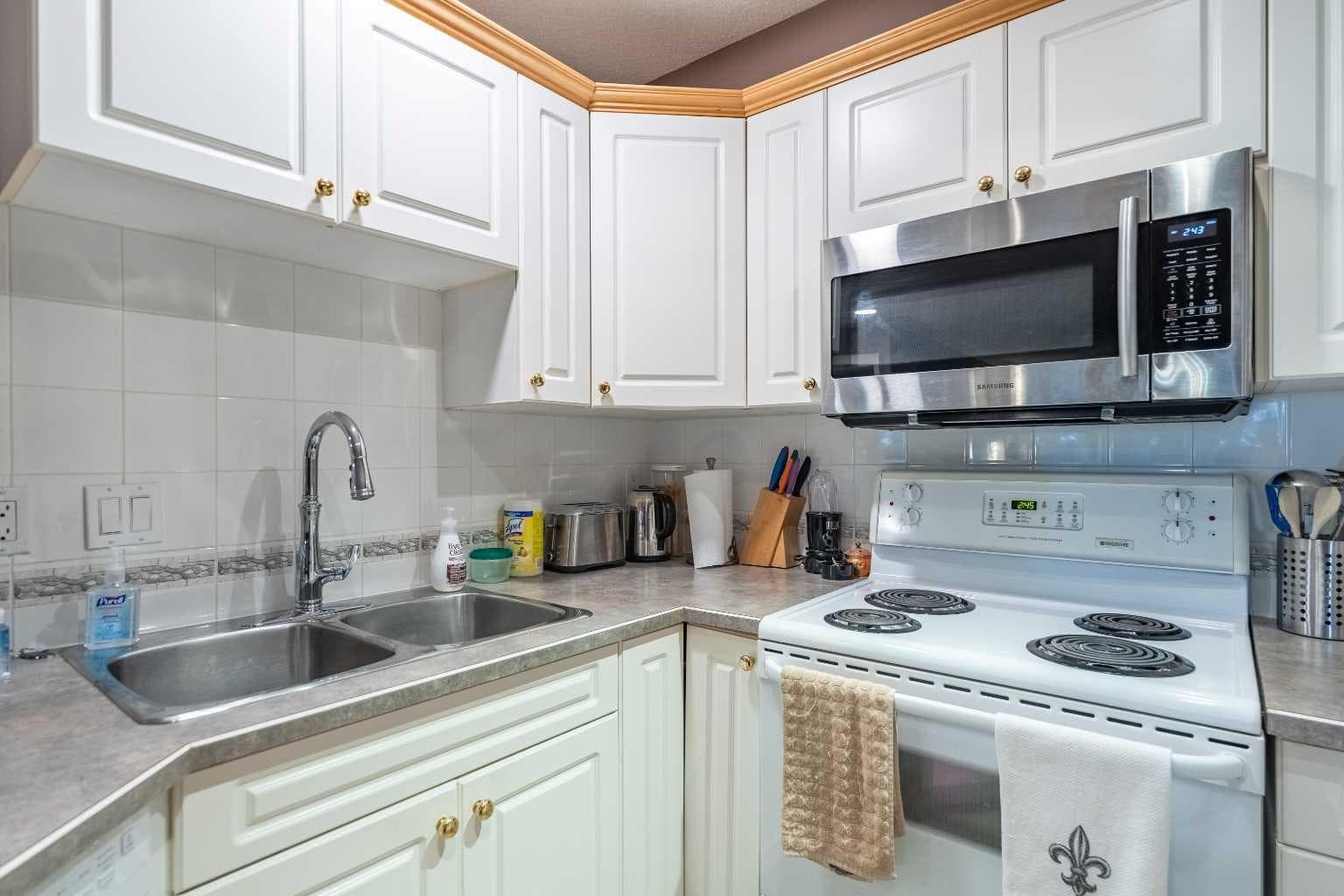 2108, 7451 Springbank Boulevard SW