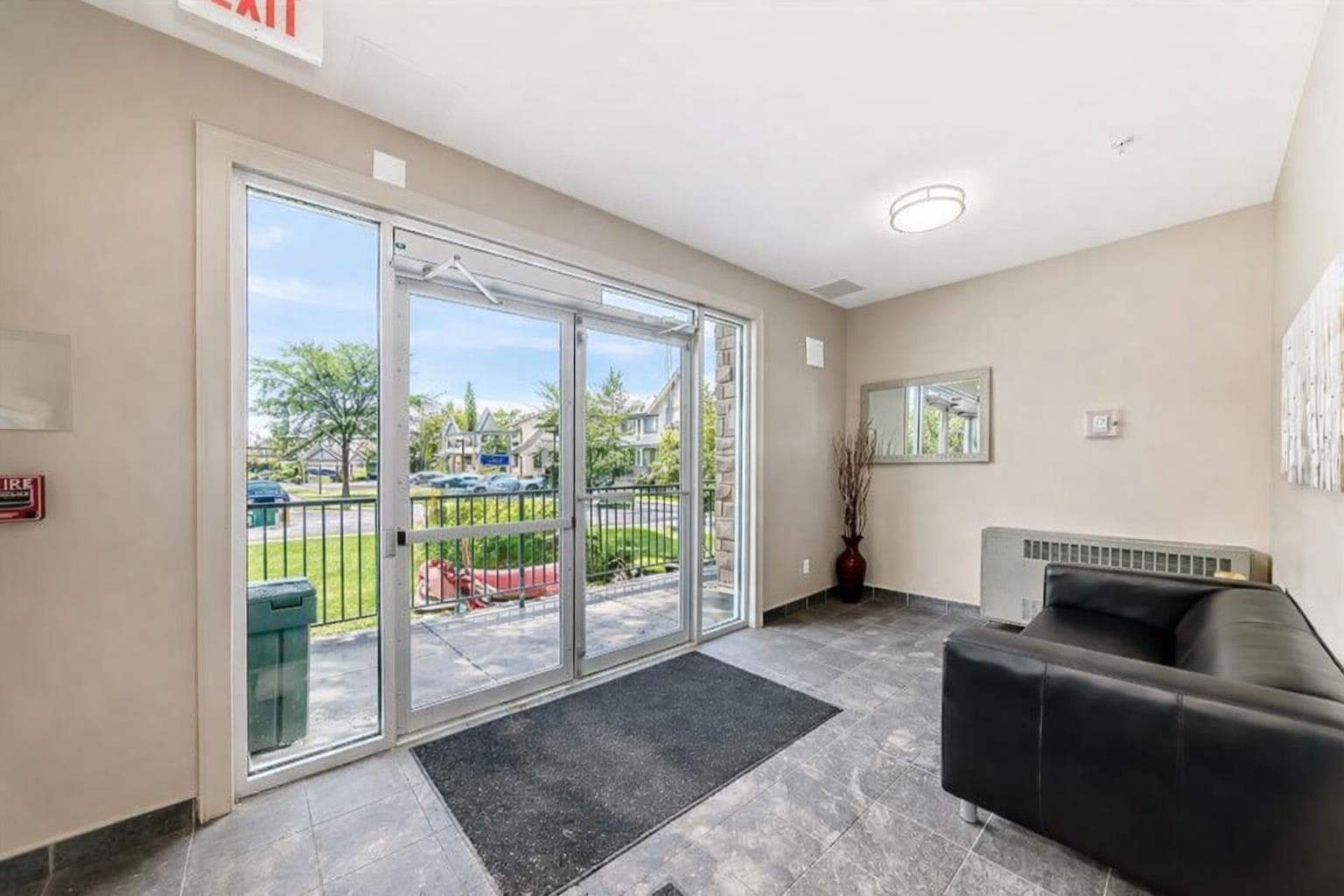 311, 117 Copperpond Common SE