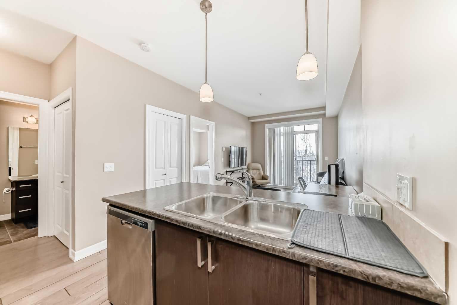 311, 117 Copperpond Common SE