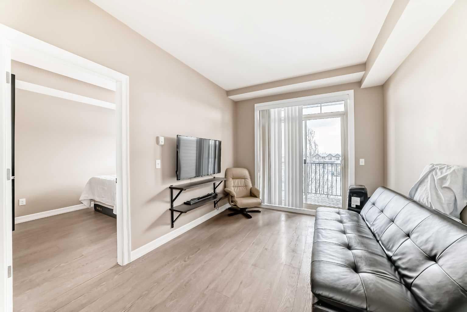 311, 117 Copperpond Common SE