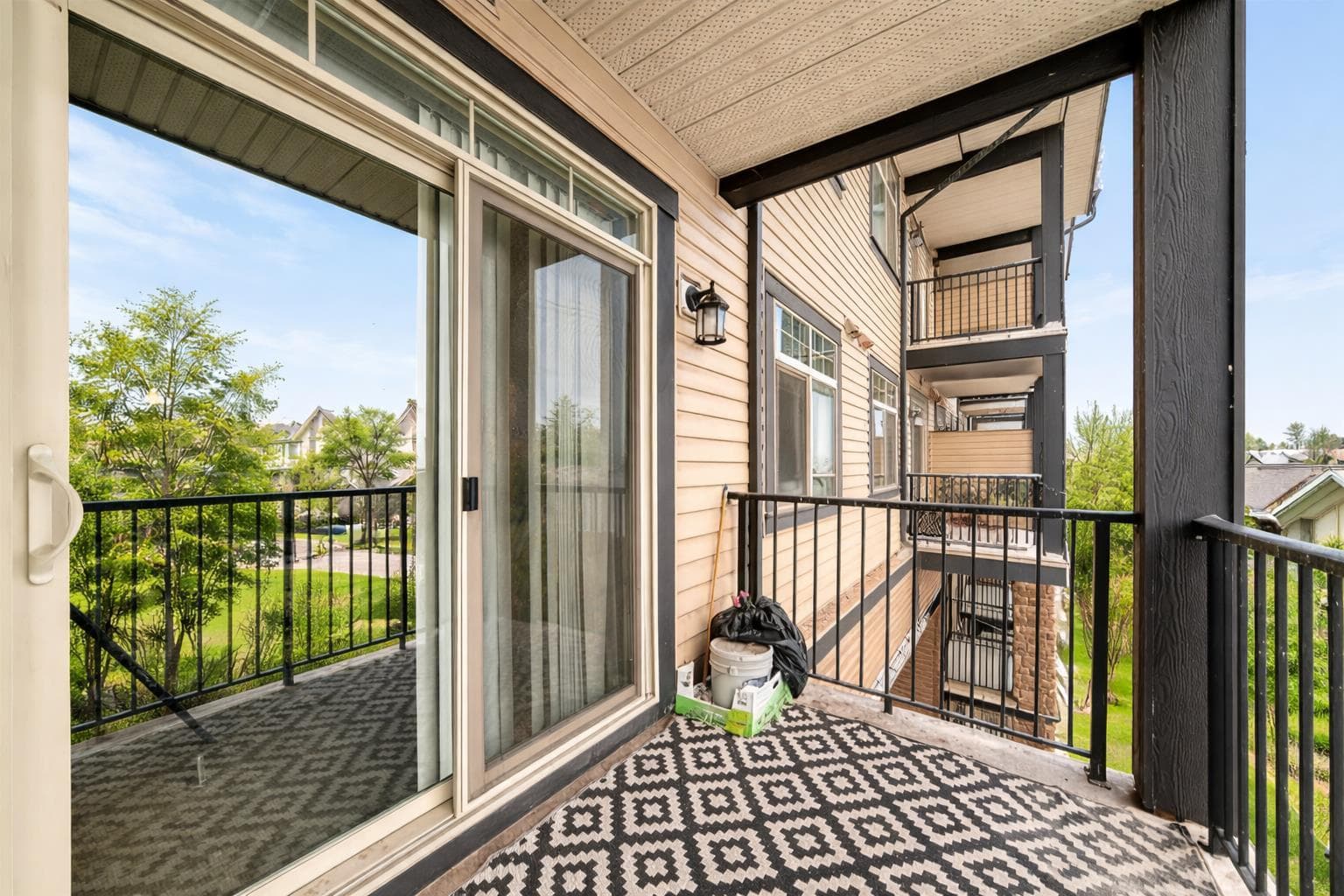311, 117 Copperpond Common SE