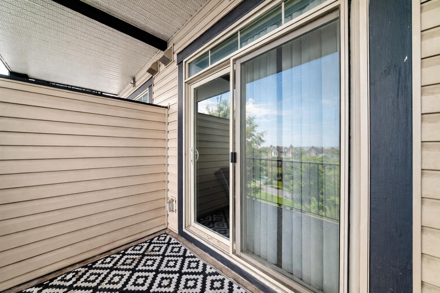 311, 117 Copperpond Common SE