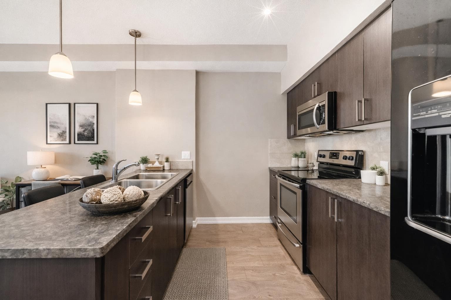 311, 117 Copperpond Common SE