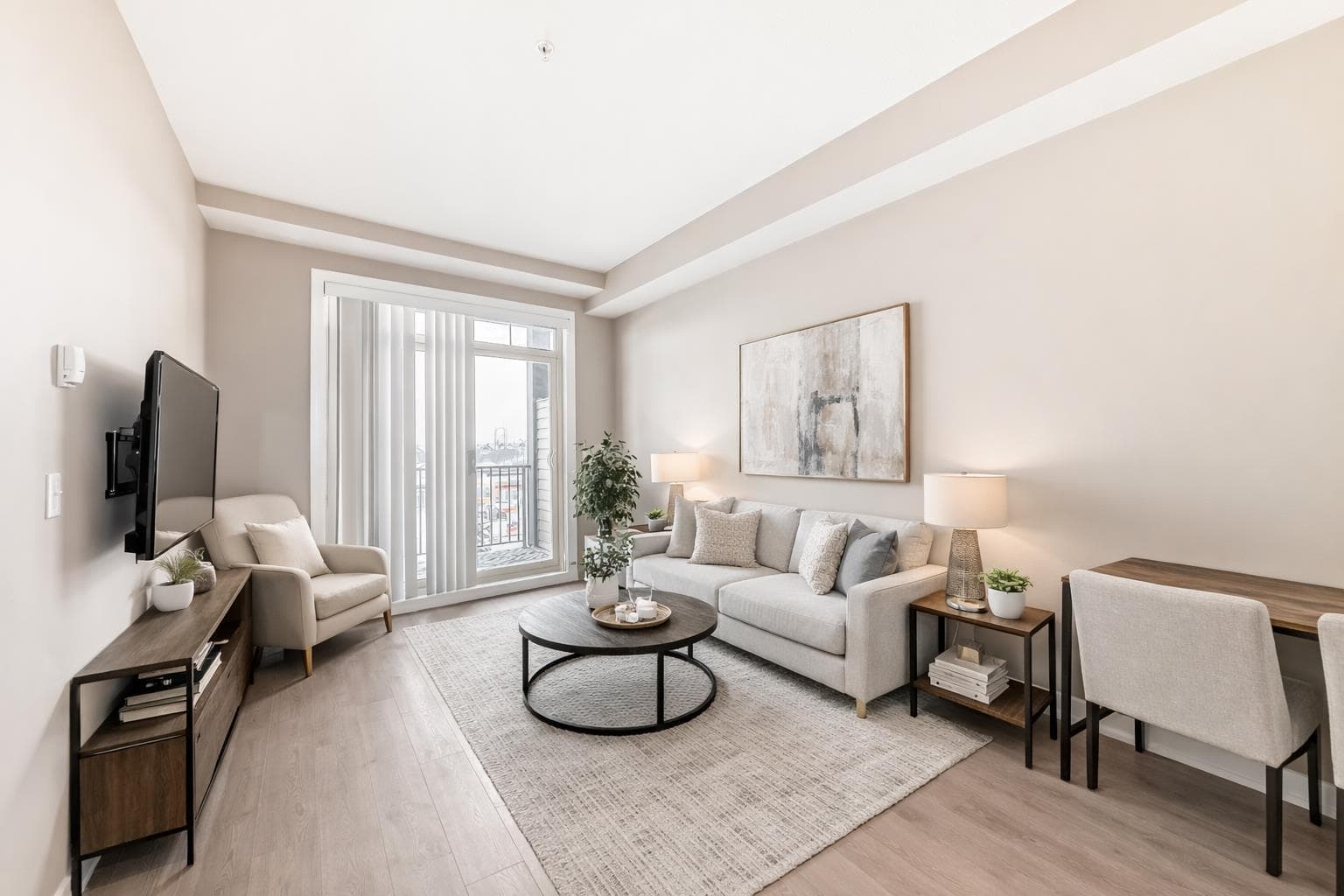 311, 117 Copperpond Common SE