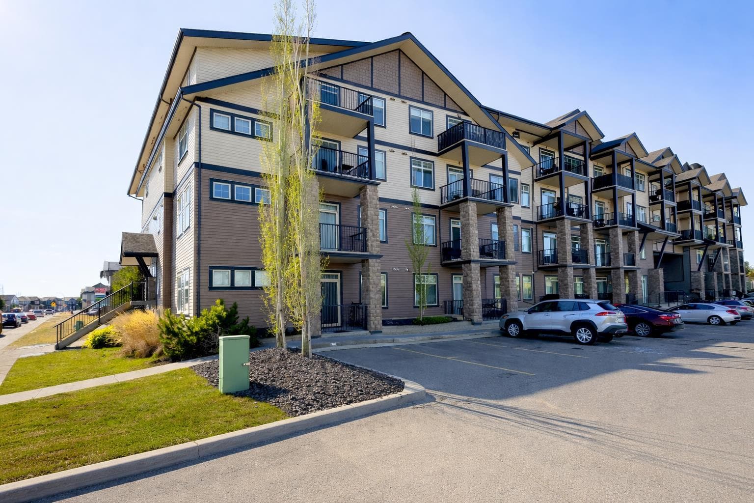 311, 117 Copperpond Common SE