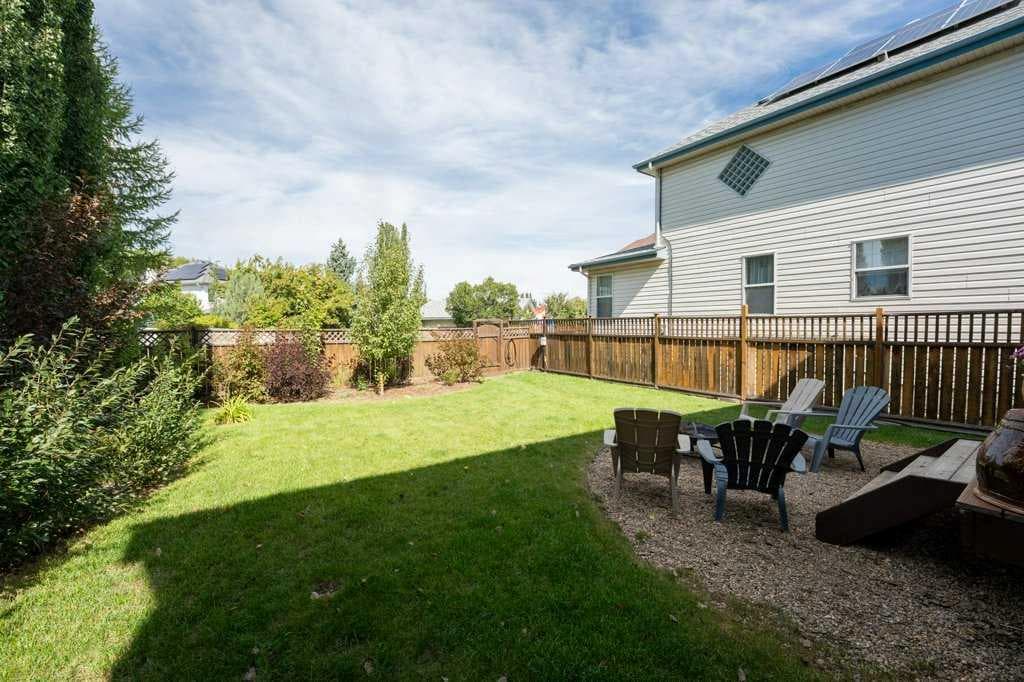 393 Inverness Park SE