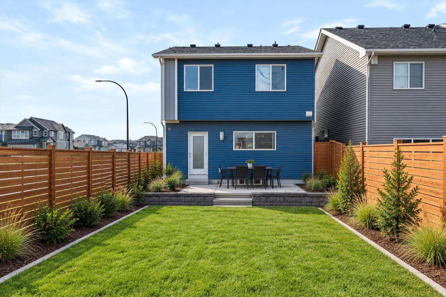 10 Lucas Close NW
