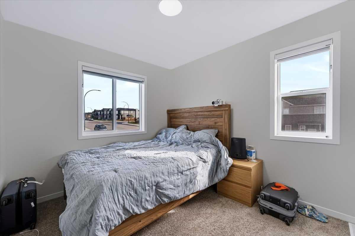 10 Lucas Close NW
