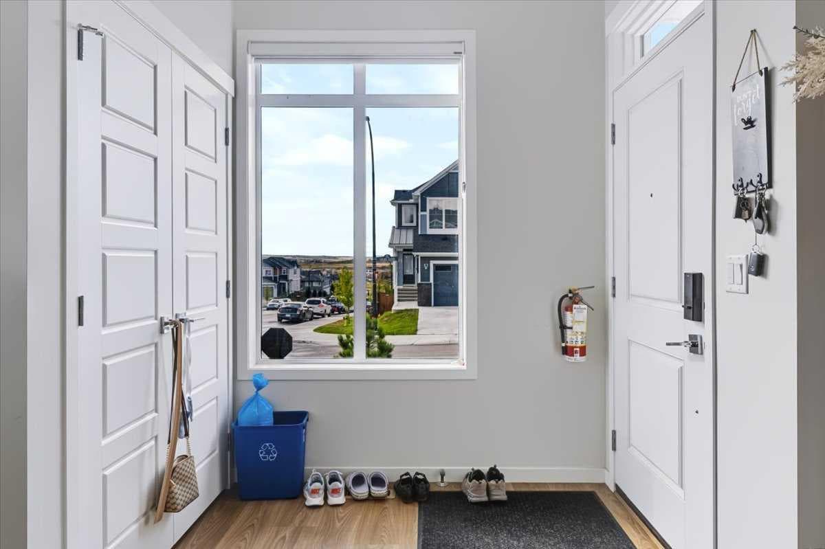 10 Lucas Close NW