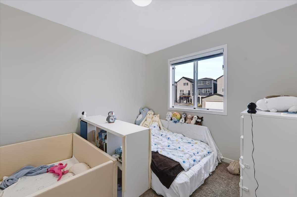 10 Lucas Close NW