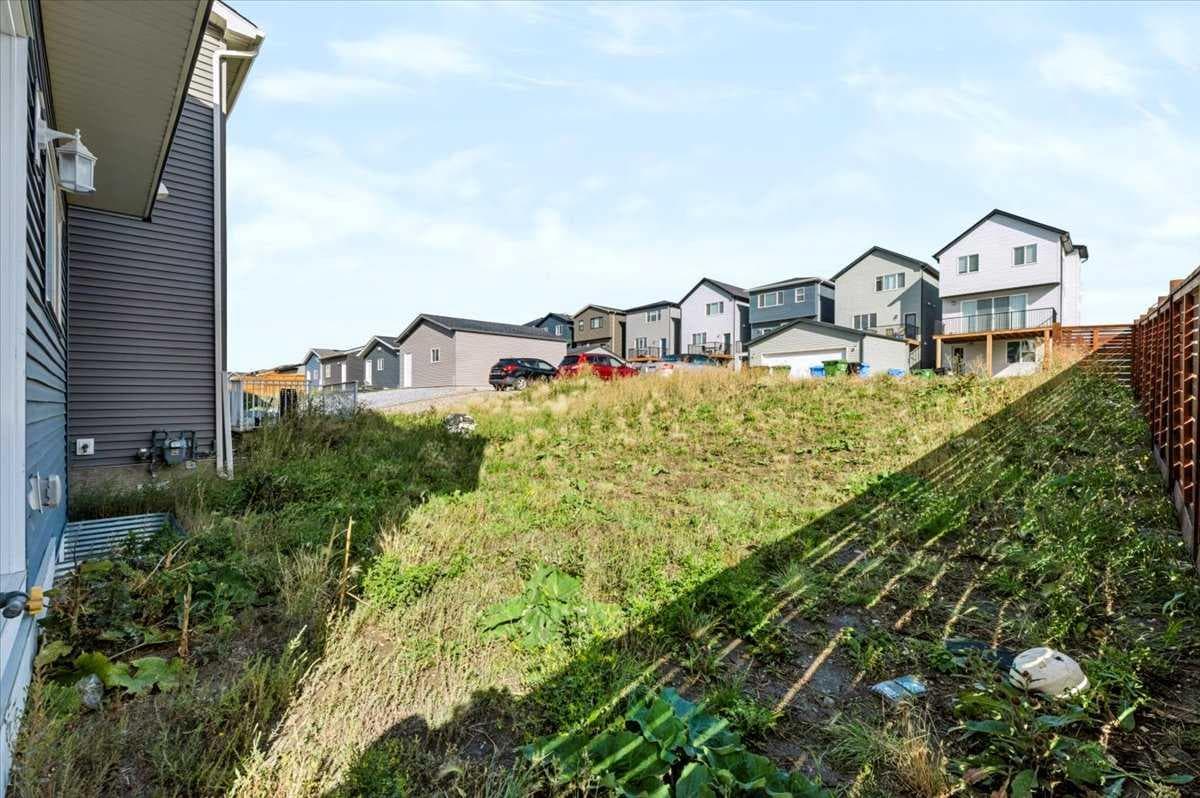 10 Lucas Close NW