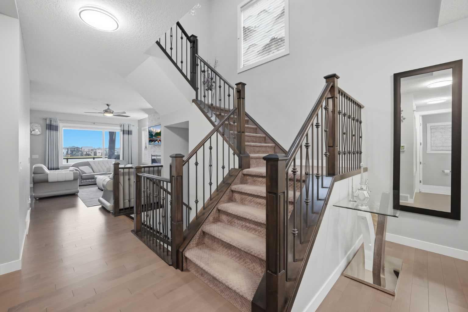 288 Corner Meadows Manor NE