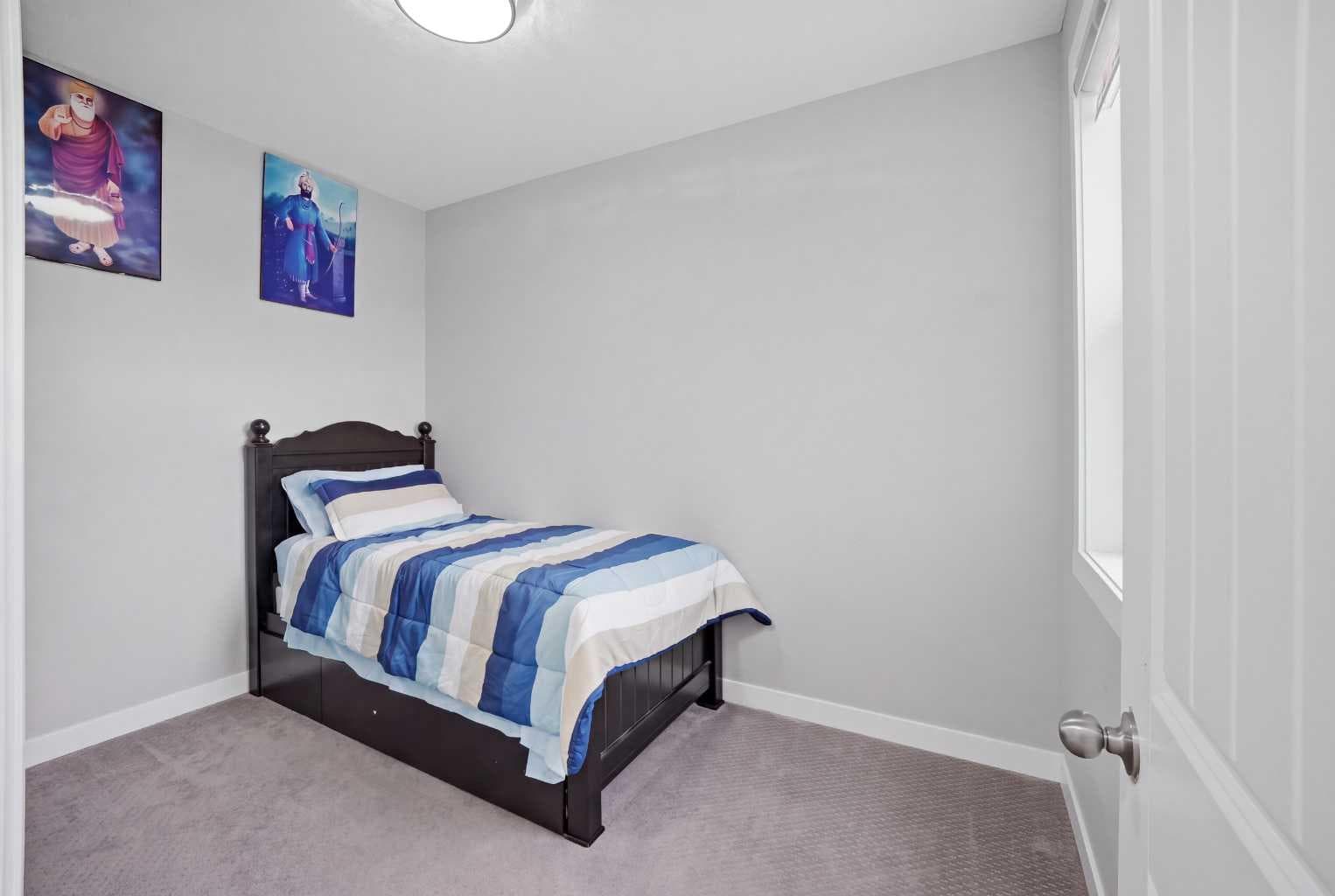 288 Corner Meadows Manor NE
