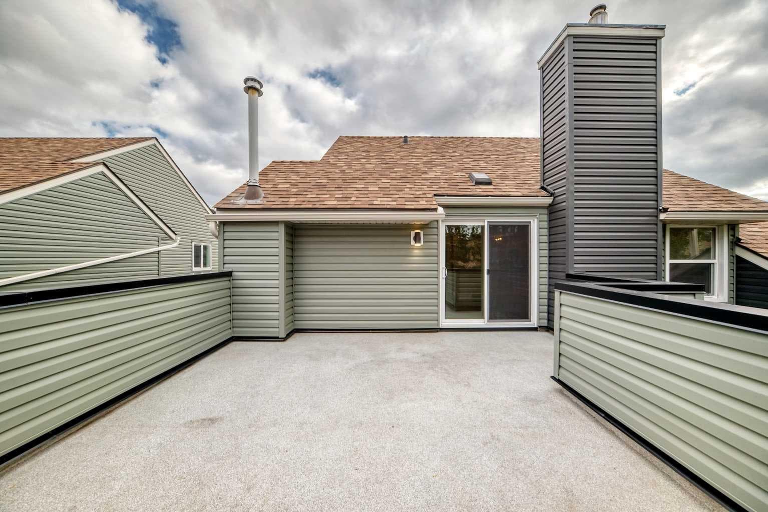 225, 33 Glamis Green SW