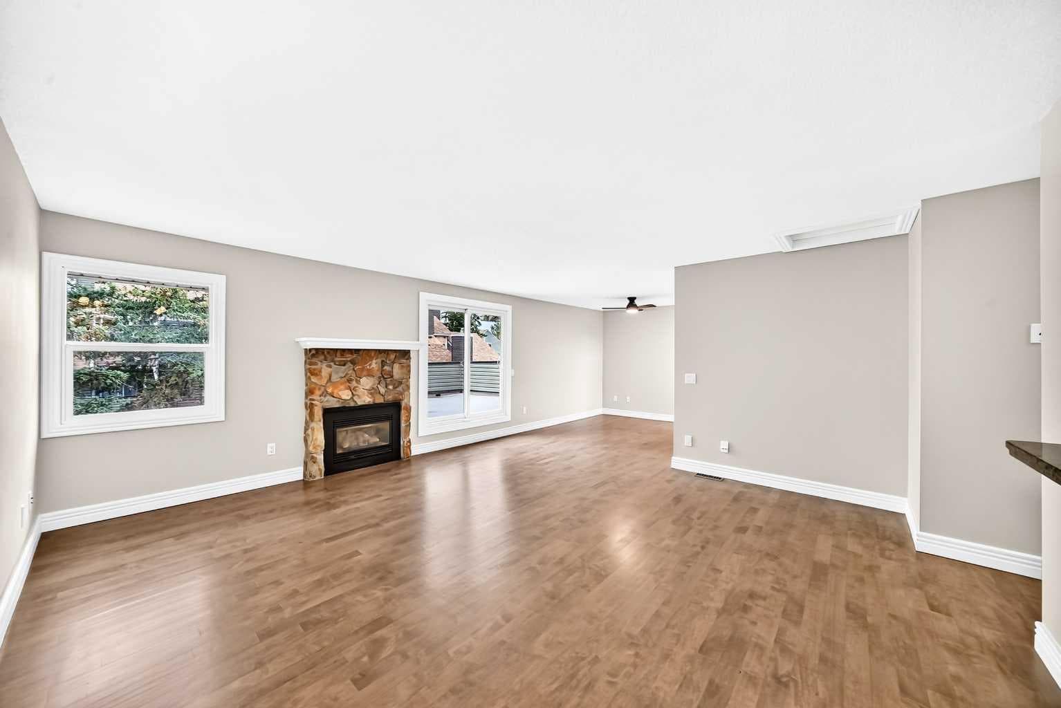225, 33 Glamis Green SW