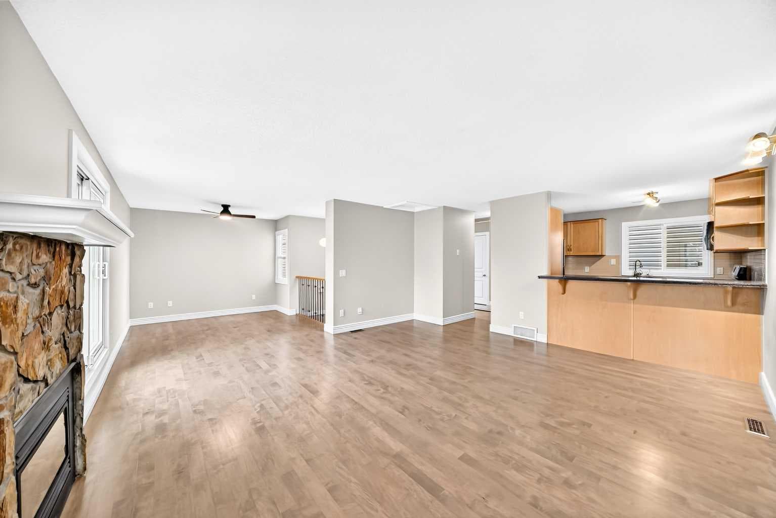 225, 33 Glamis Green SW