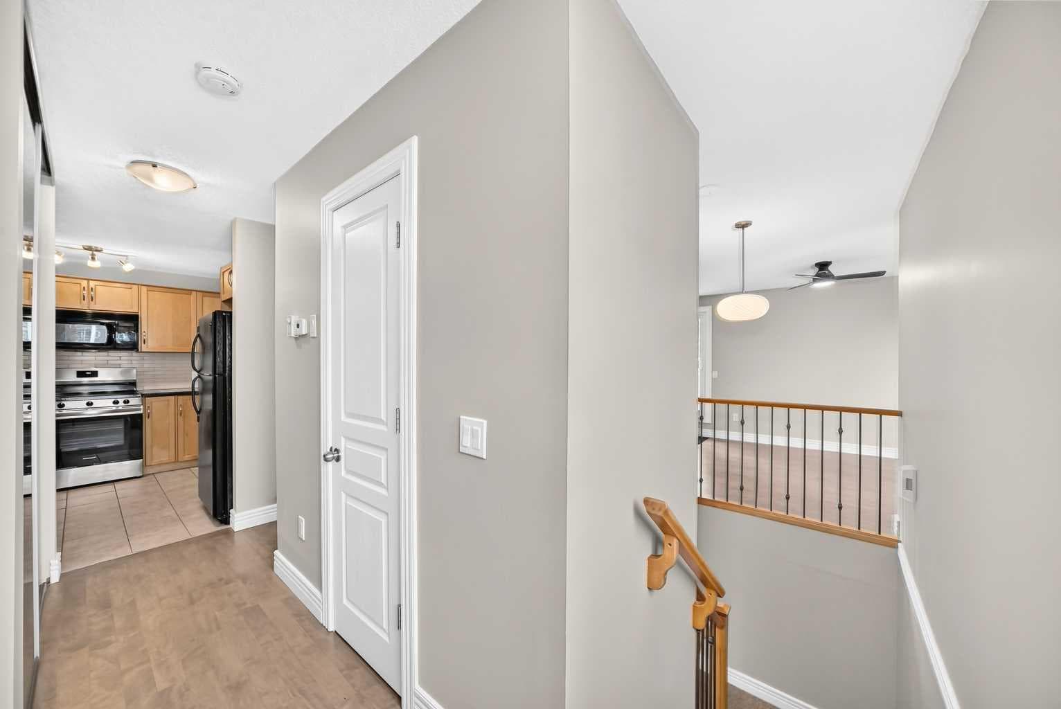 225, 33 Glamis Green SW