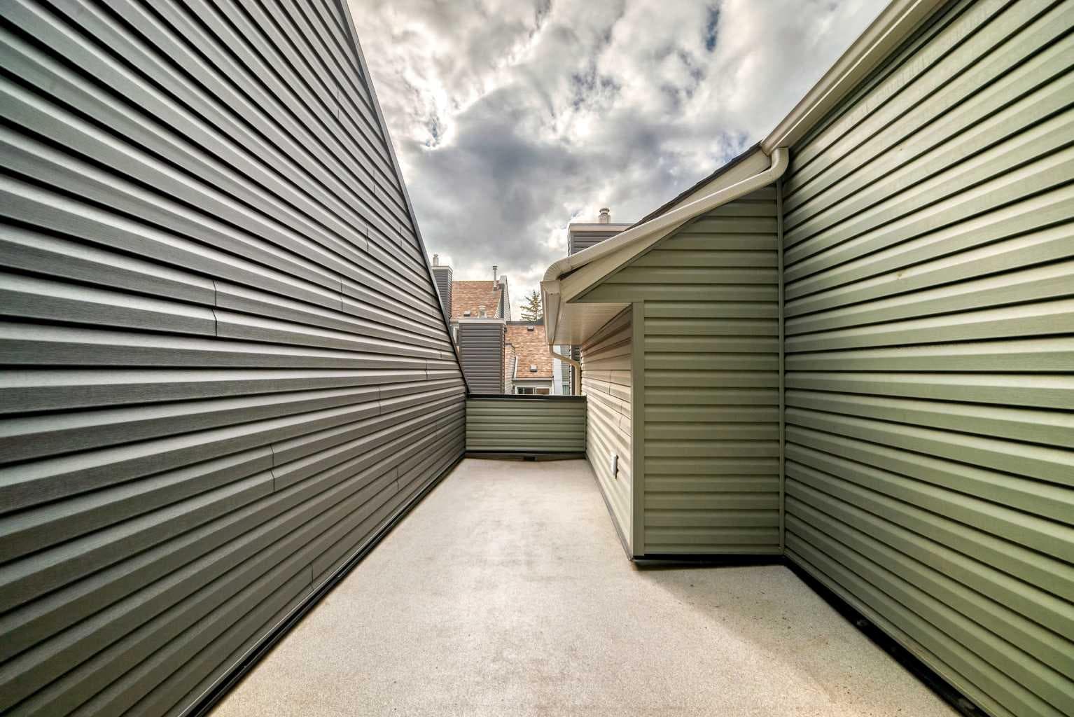 225, 33 Glamis Green SW