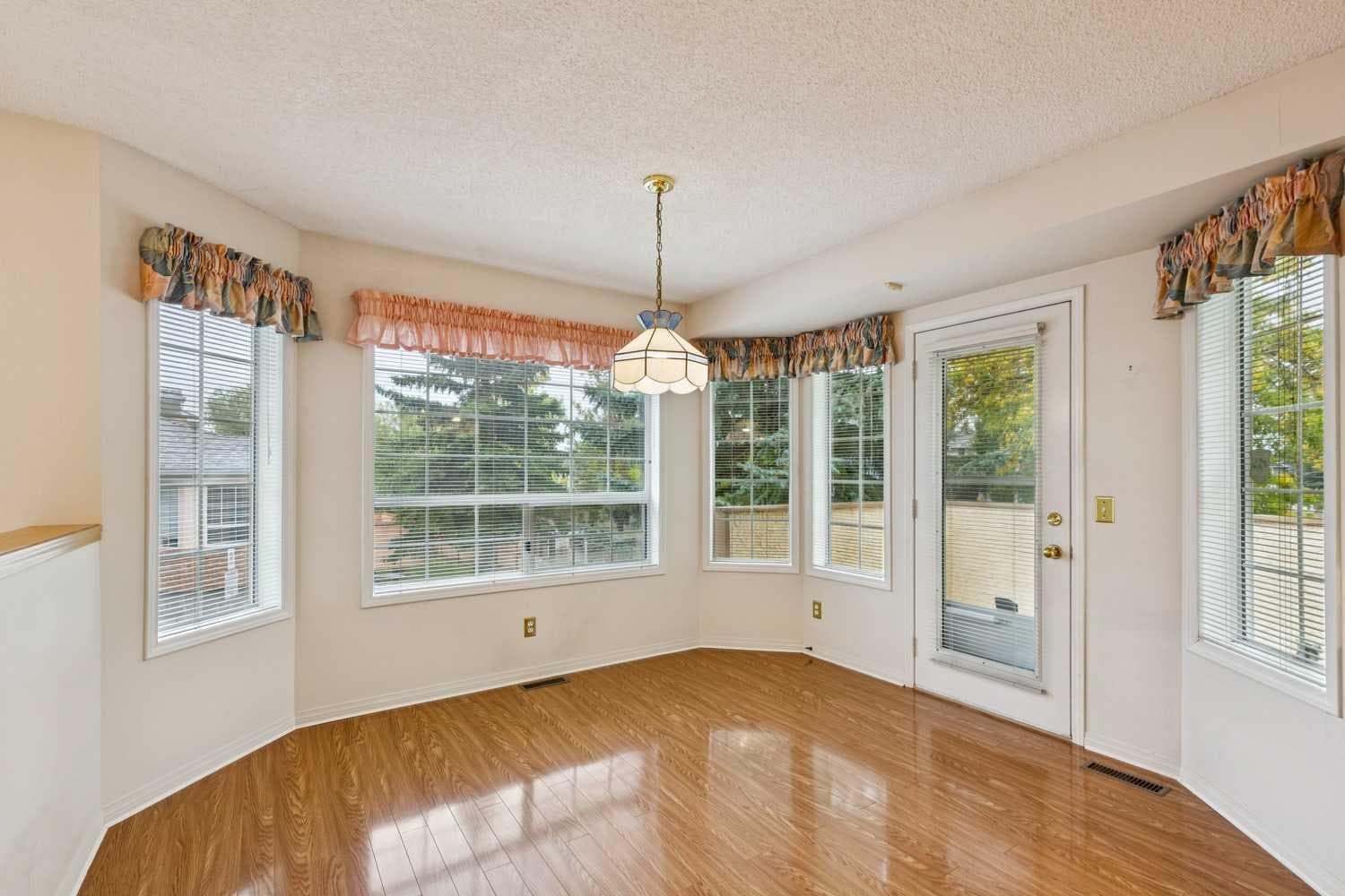 101 Scenic Acres Terrace NW