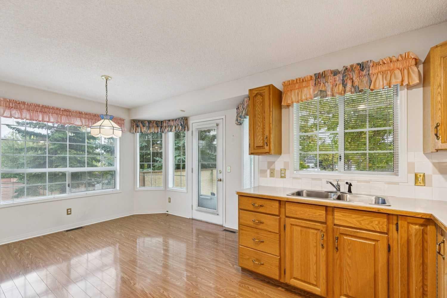 101 Scenic Acres Terrace NW