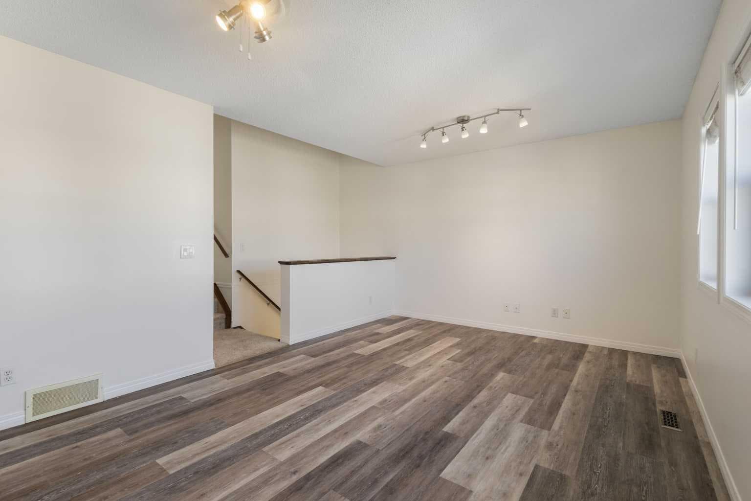 78 Cougar Plateau Way SW