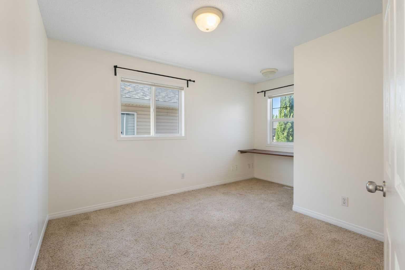 78 Cougar Plateau Way SW
