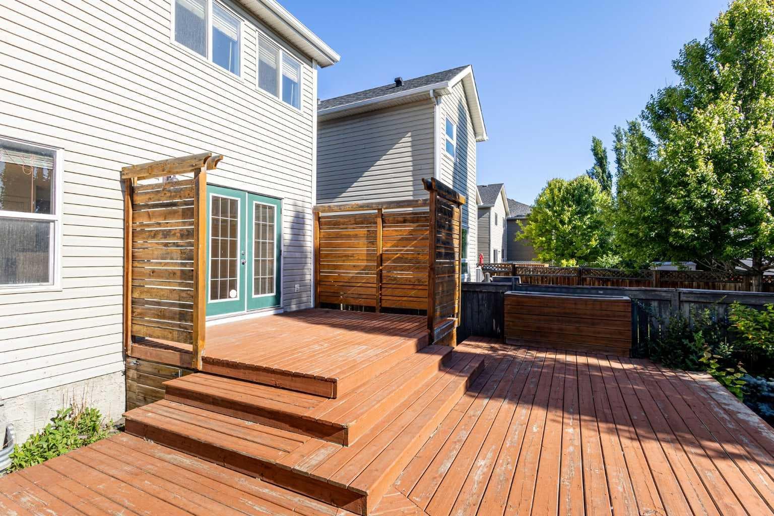 78 Cougar Plateau Way SW
