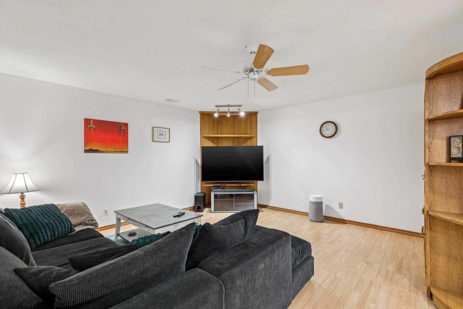 48 West Springs Way SW