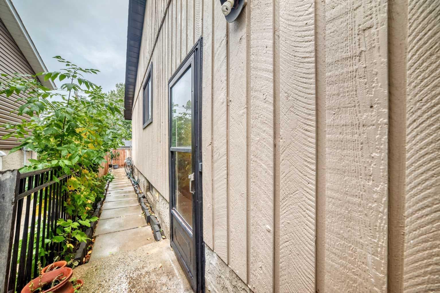 37 Falton Drive NE