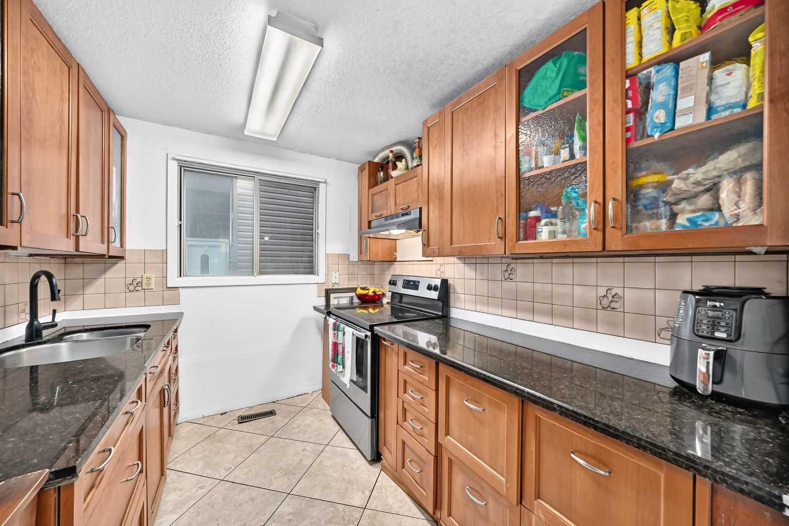 37 Falton Drive NE