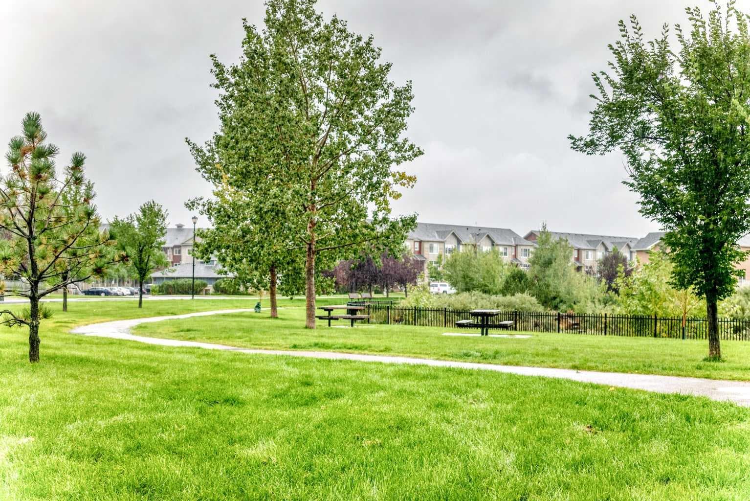 14 Bayside Park SW