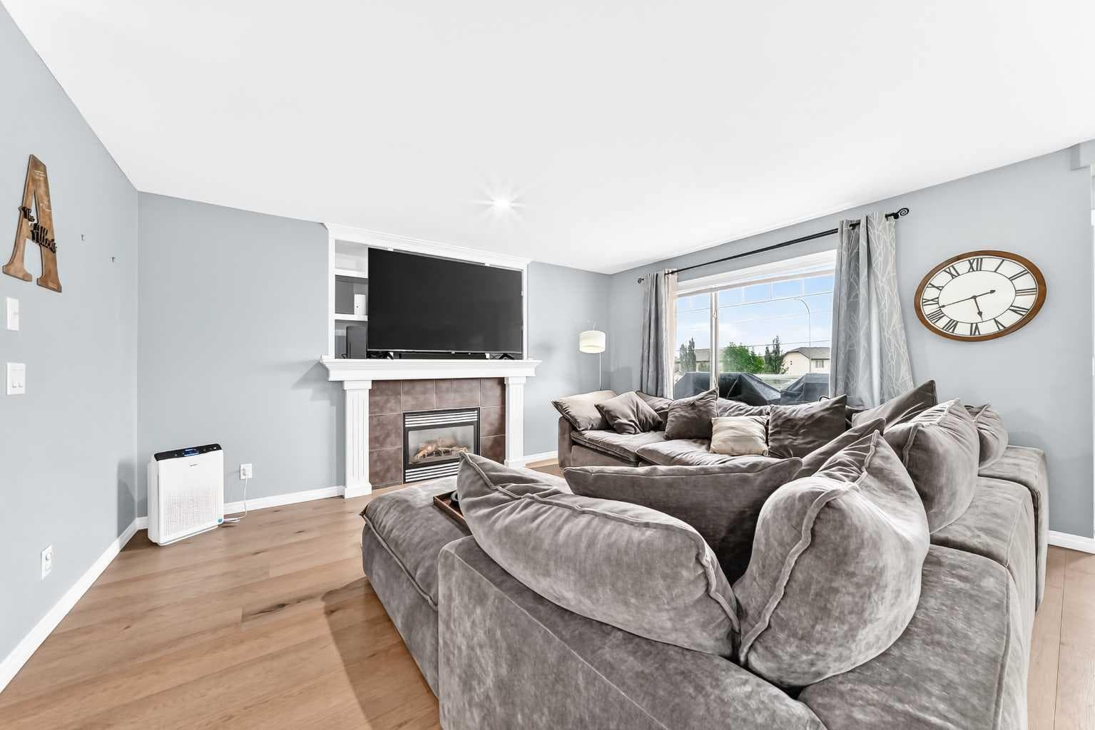 14 Bayside Park SW