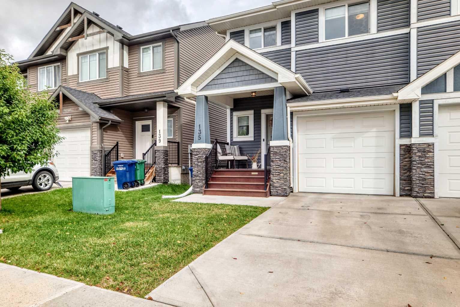 135 Reunion Loop NW