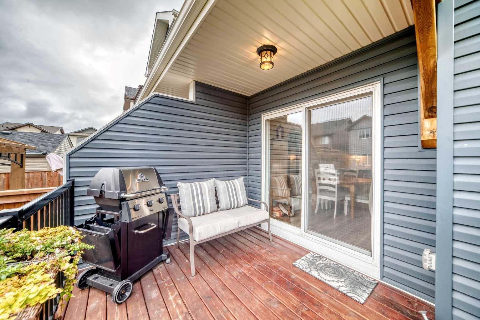 135 Reunion Loop NW