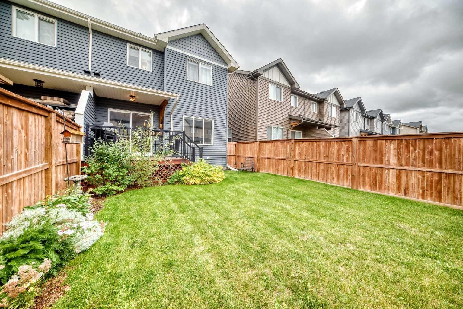 135 Reunion Loop NW