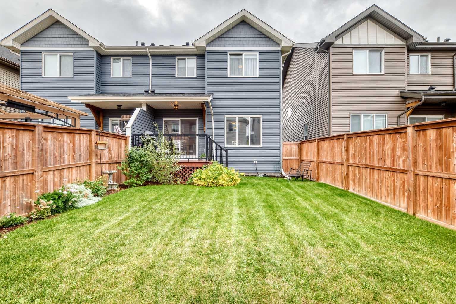 135 Reunion Loop NW