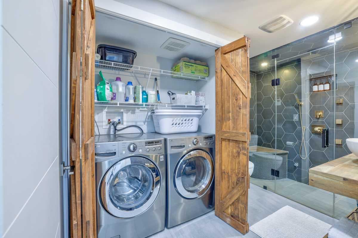 28 Copperfield Heath SE
