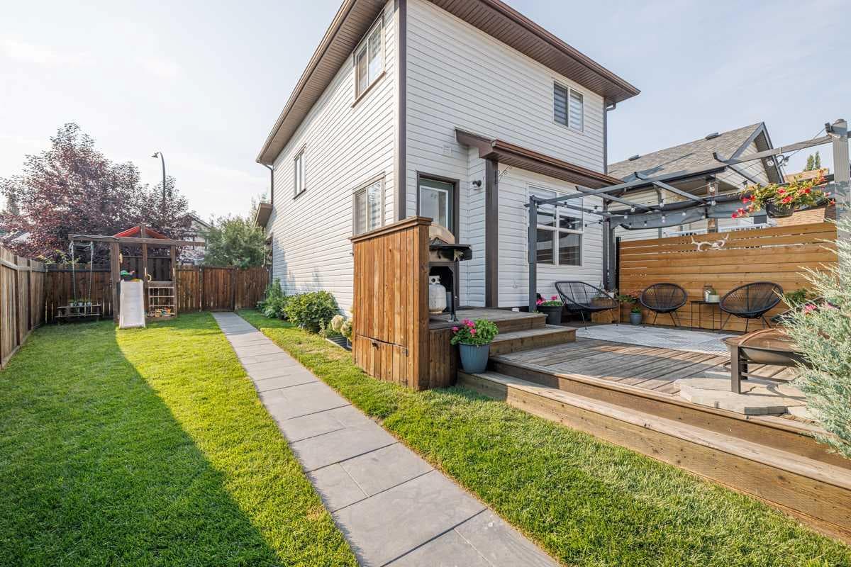 28 Copperfield Heath SE
