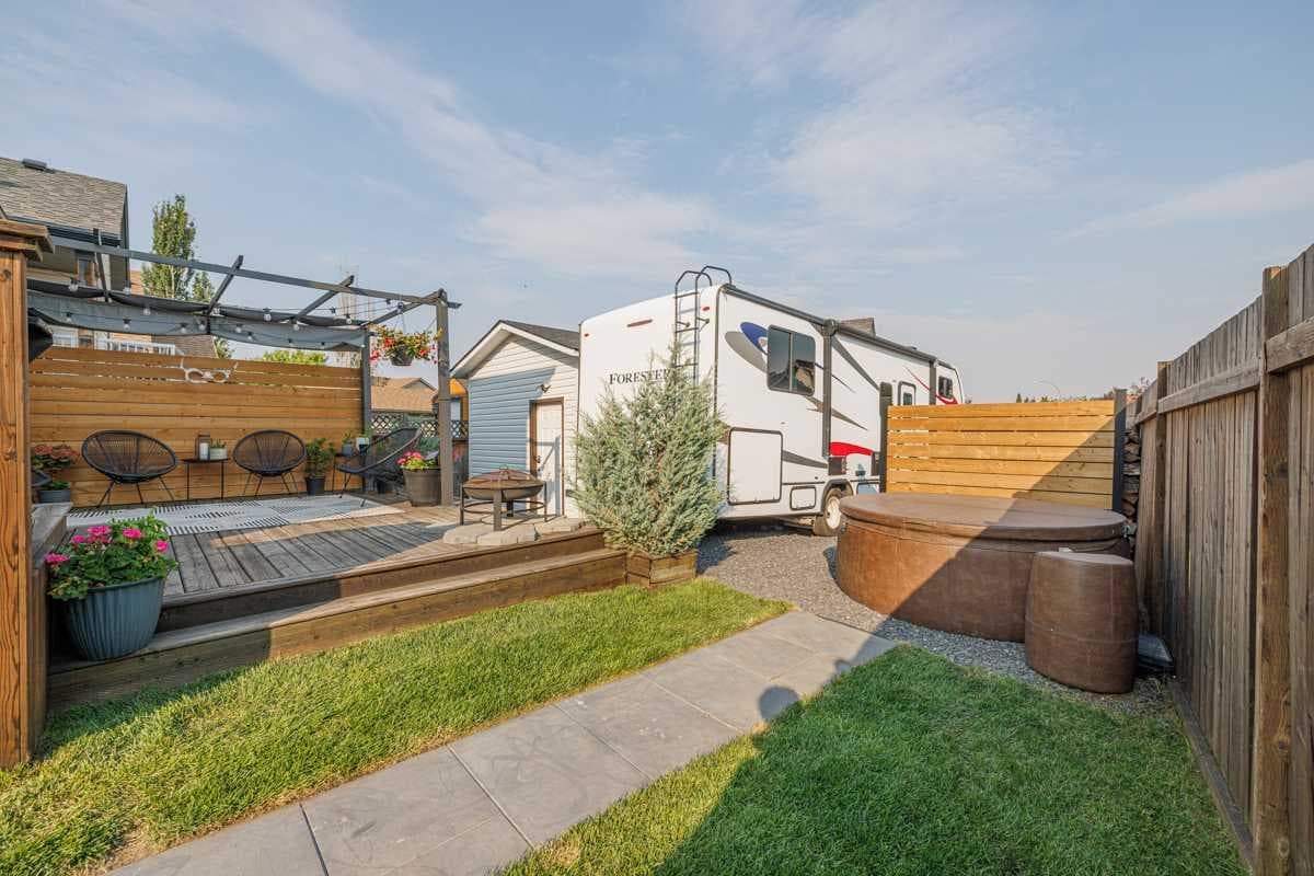 28 Copperfield Heath SE