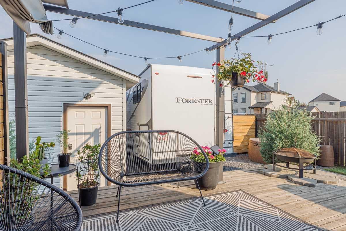 28 Copperfield Heath SE