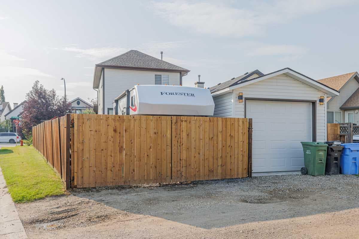 28 Copperfield Heath SE