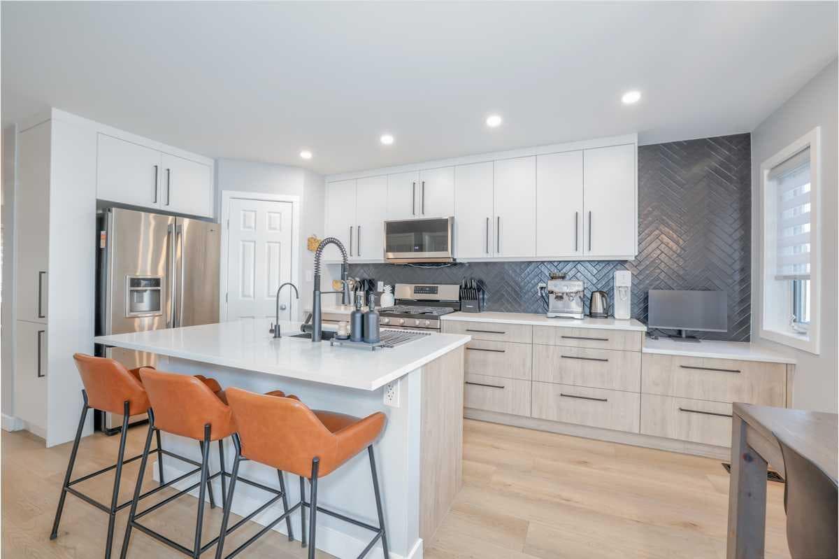 28 Copperfield Heath SE